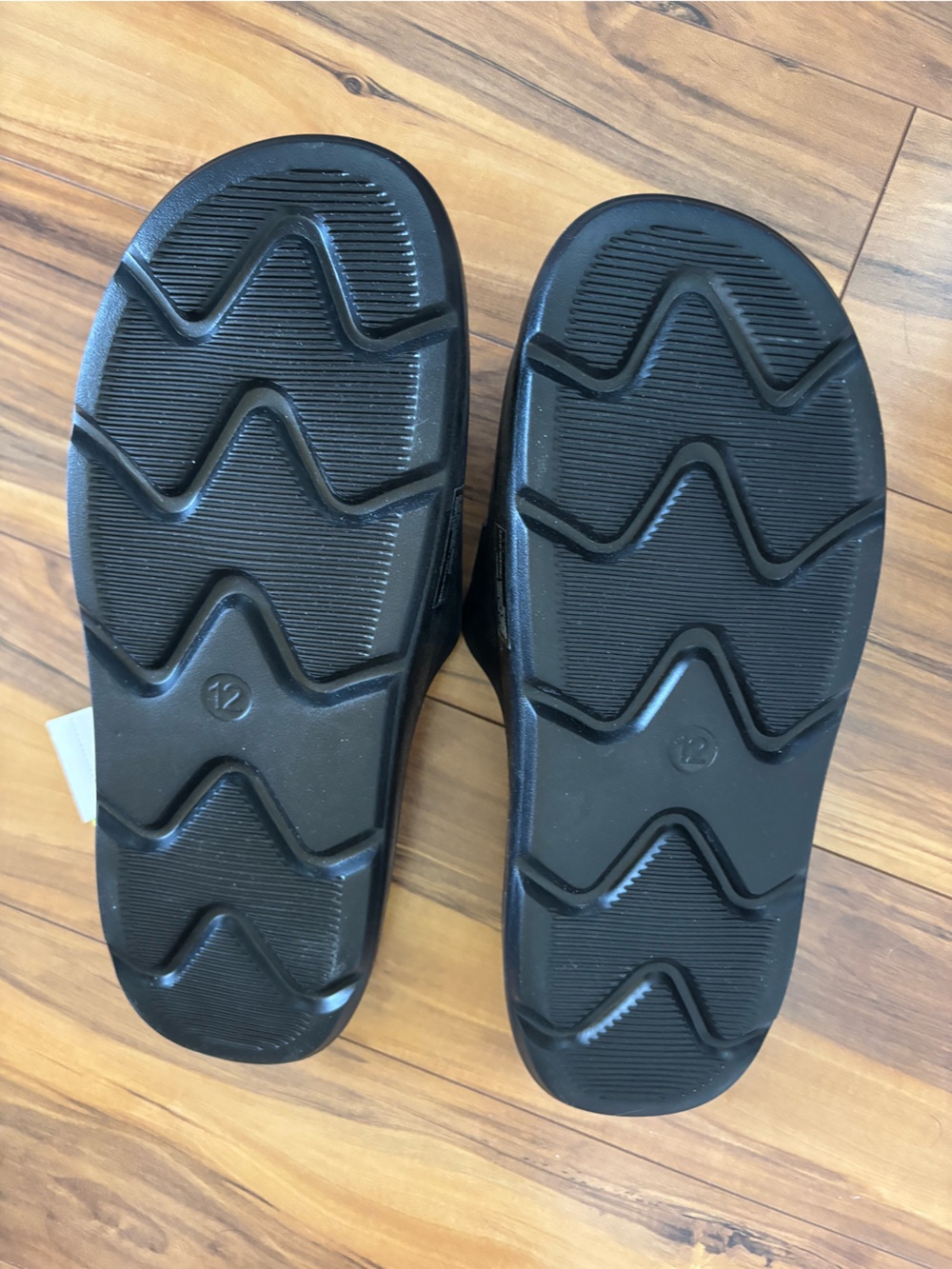 all in motion Black Slip-On Slide Sandals - Picture 5 of 6